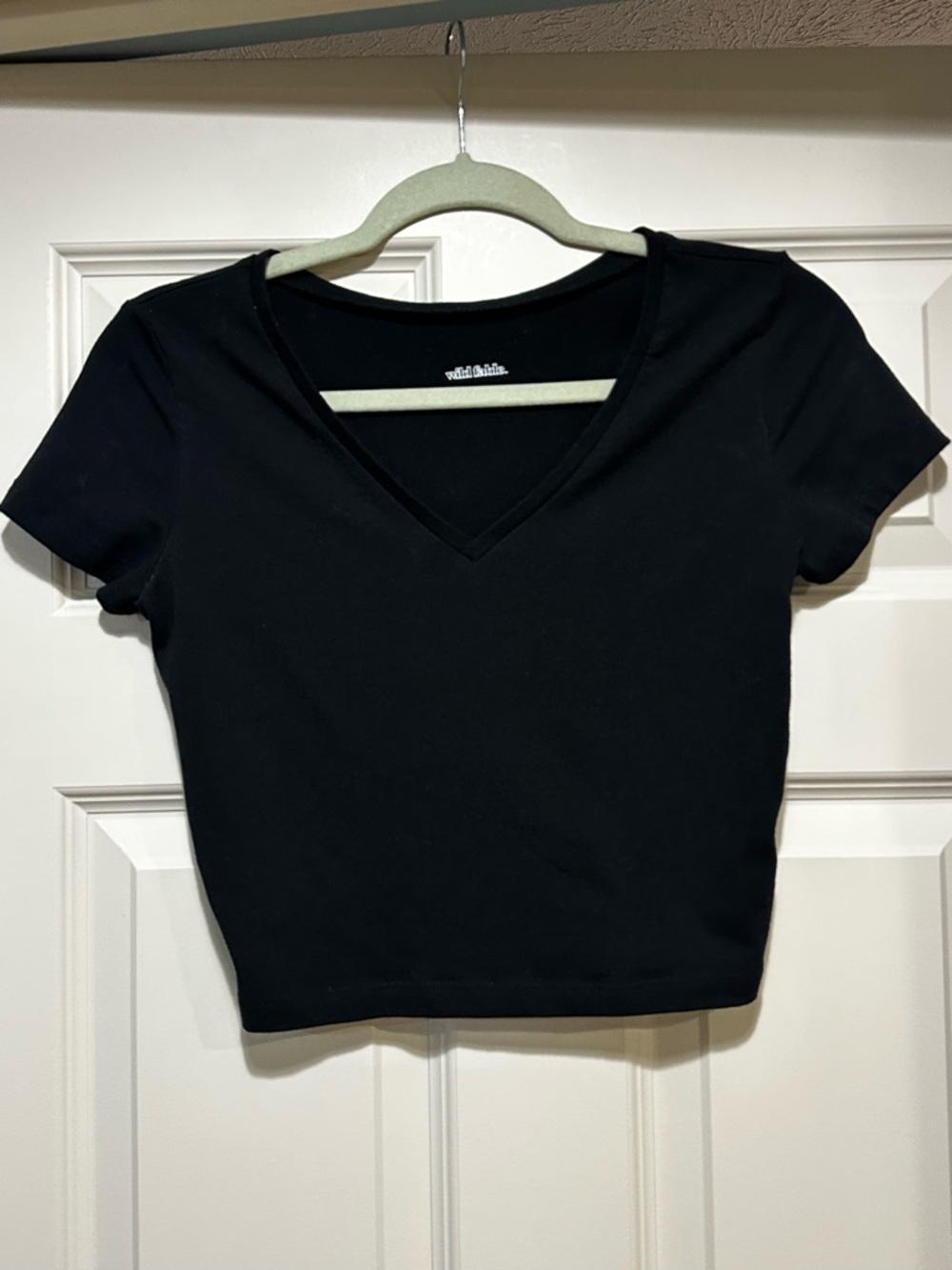 Black cropped short sleeve top Medium